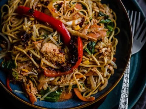 Chicken  Sichuan Hakka Noodles